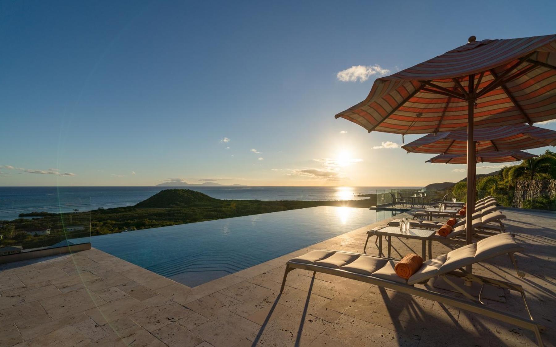 Fort Shelley Cades Bay Экстерьер фото